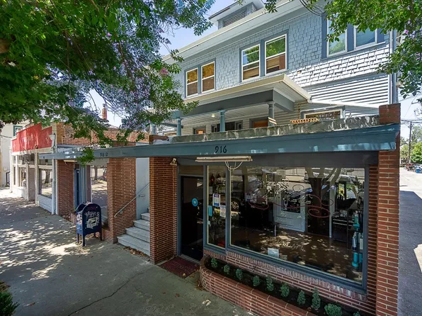 916 24th St, Sacramento, CA 95816