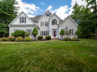 84 Searles Rd, Windham, NH 03087