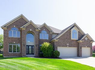 487 Danbury Ct, Oswego, IL 60543