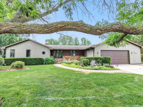 2854 Klondike Rd, Green Bay, WI 54311