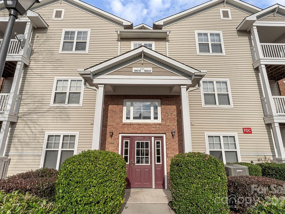 1st image of 10628 Hill Point Ct