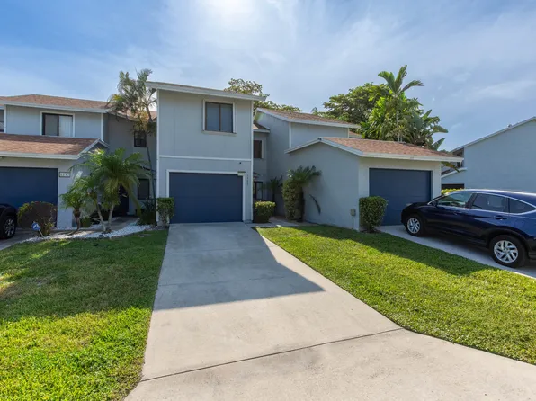 1599 Woodbridge Lakes Circle, West Palm Beach, FL 33406