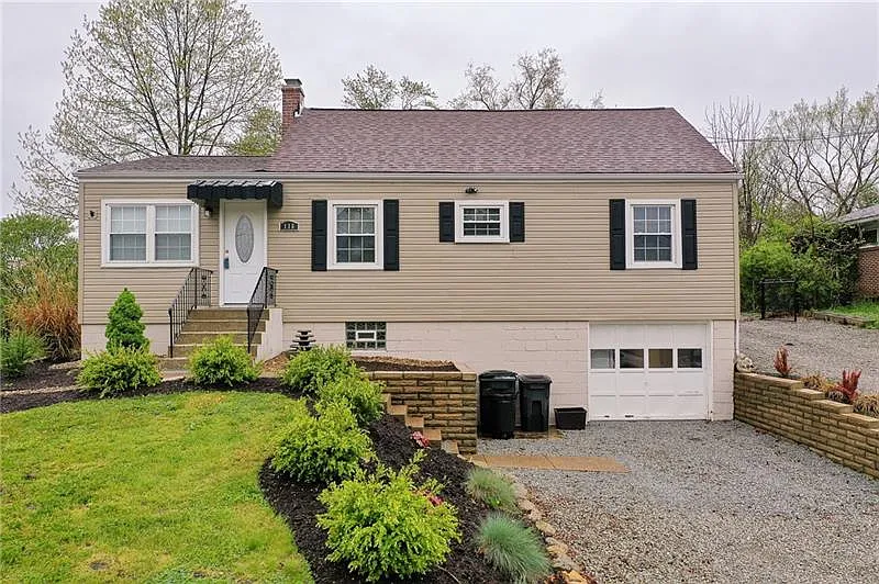 116 Hillview Rd photo 1