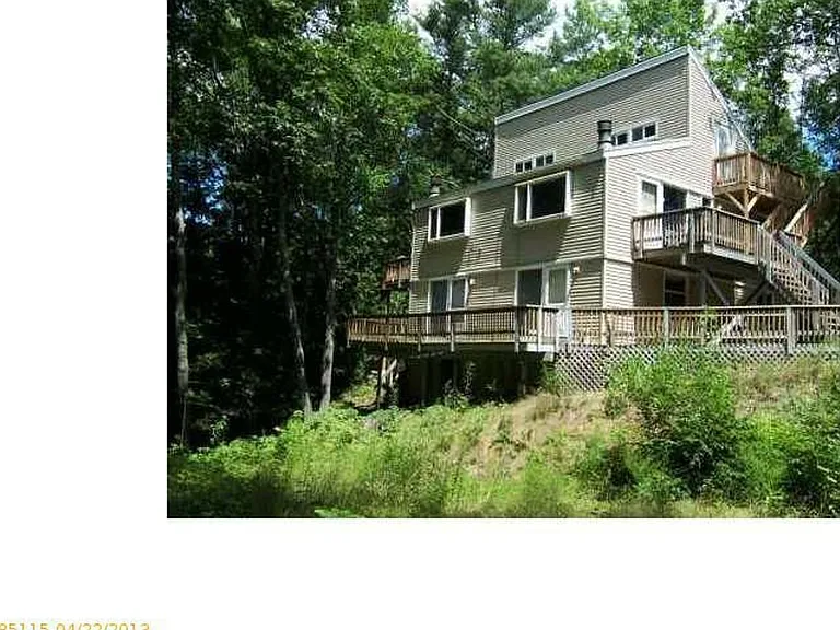 10 Renshaw Dr — Photo 4