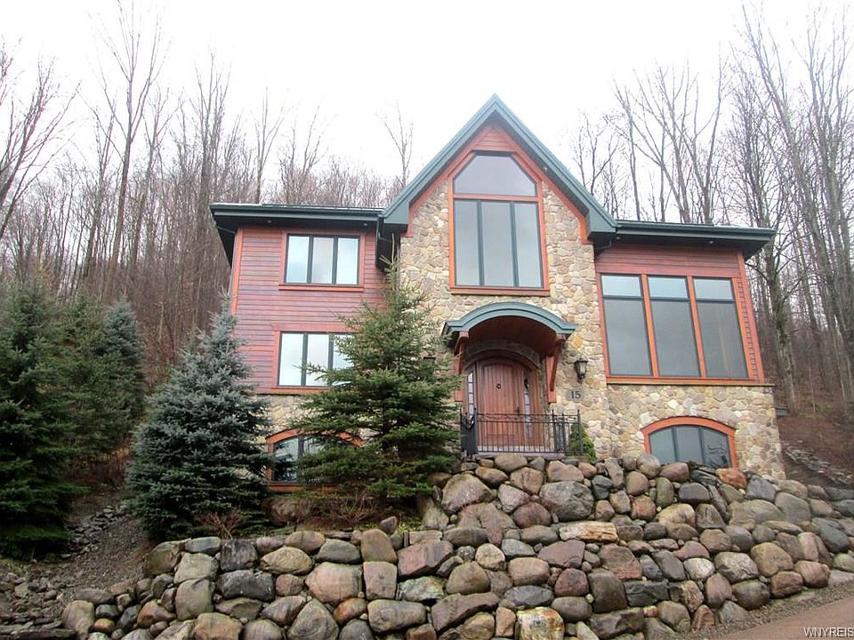 1st image of 15 Greer Hill Dr