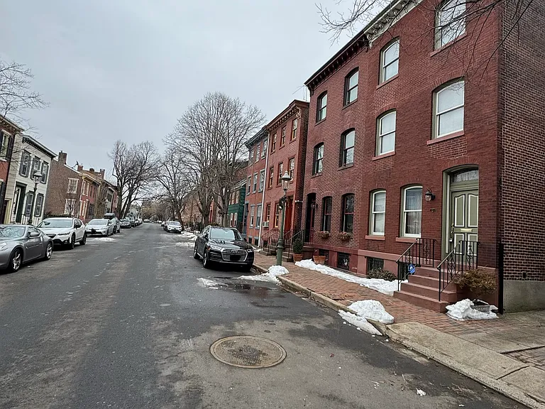 117 Jackson St — Photo 22