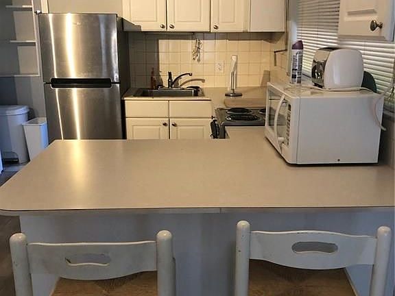 5th image of 315 SE 12th Ave #1