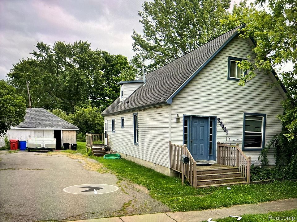 1st image of 28441 Cooke St