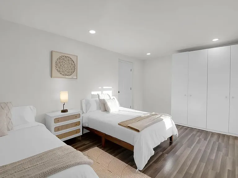 5475 Connecticut Ave — Photo 32