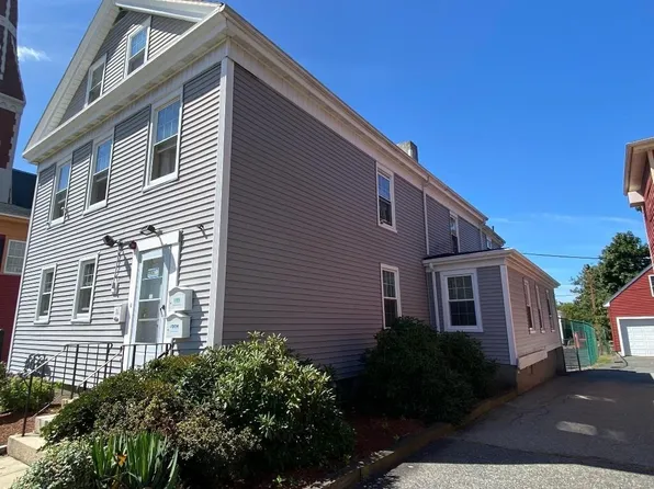 130 Rock St, Fall River, MA 02720