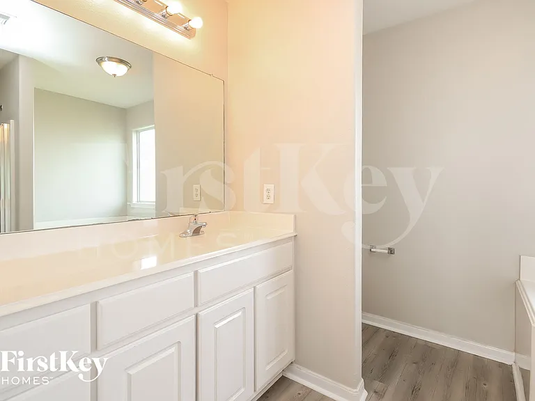 2621 Marlin Dr — Photo 6