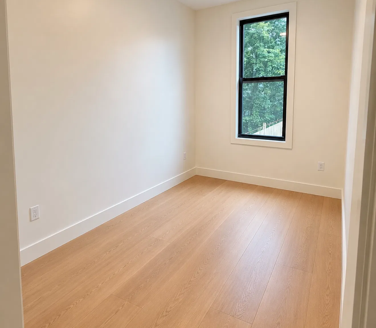 86 Cornelia Street — Photo 4