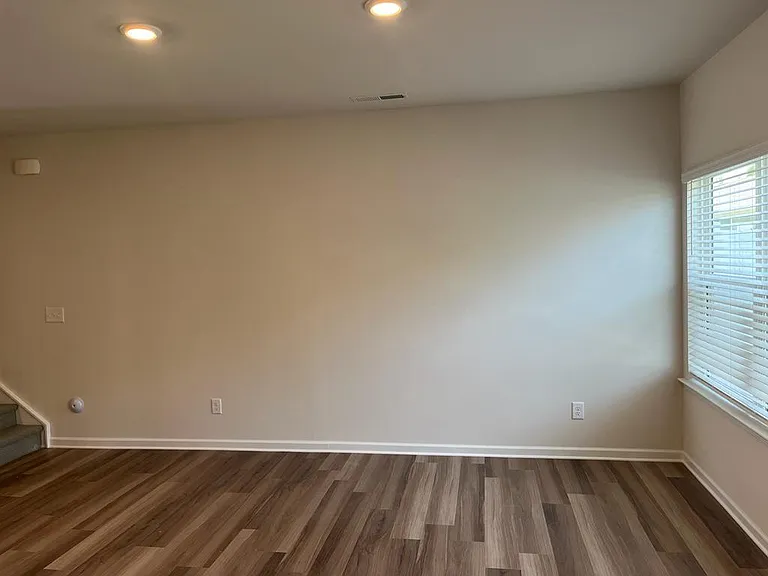 310 Sagecroft Ln — Photo 12