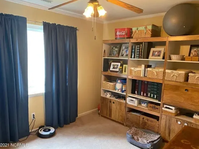 513 Crissy Dr — Photo 11