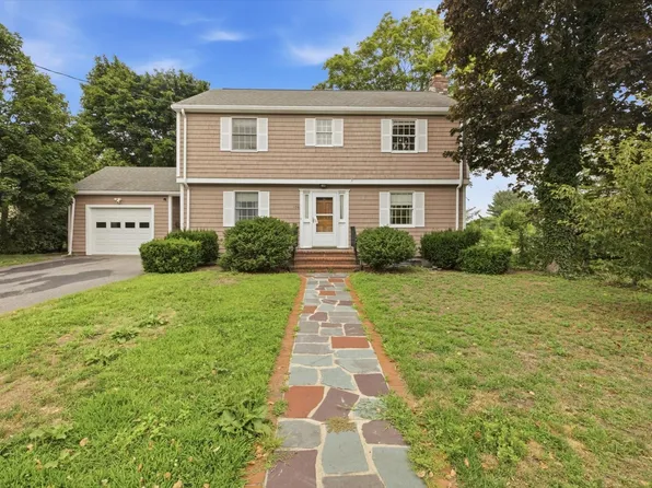 106 Edge Hill Rd, Milton, MA 02186
