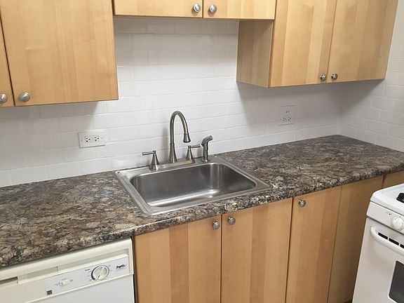 5th image of 22960 N Apple Hill Ln APT 109