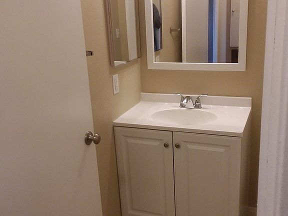 4th image of 233 W San Marcos Blvd APT 6