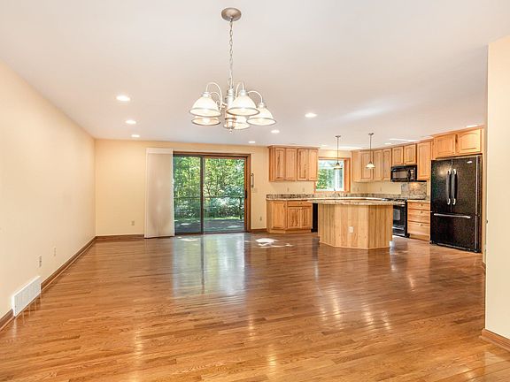 5th image of 3819 Haskin Drive