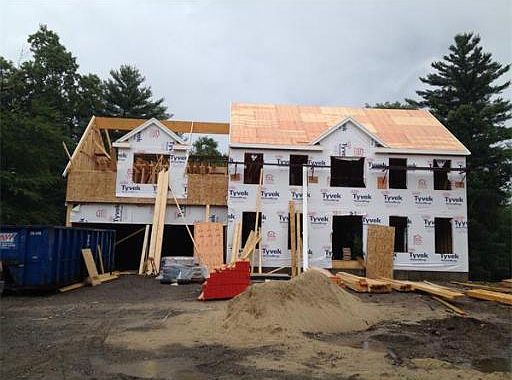 2nd image of 54 Stonehedge Rd