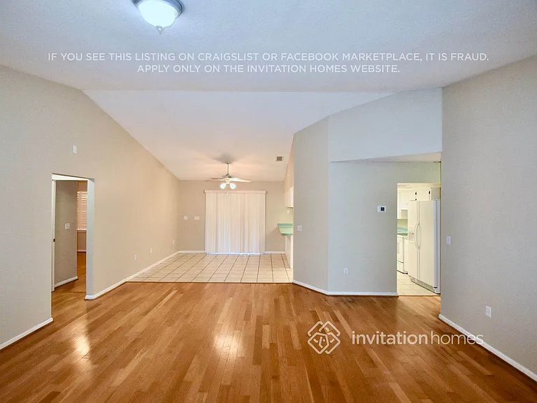 7028 Doehring Dr — Photo 4