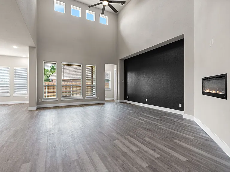4318 Peachtree Ln — Photo 15