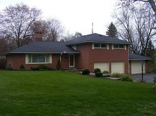 374 Jackson Park Dr, Meadville, PA 16335