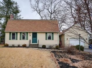 28 Fernglade Rd, Burlington, MA 01803