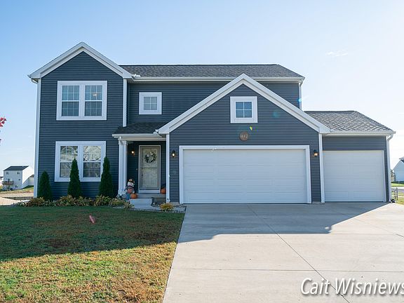 2nd image of 442 Oak Meadow Dr