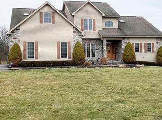 146 Rolling Hills Rd, Johnstown, PA 15905