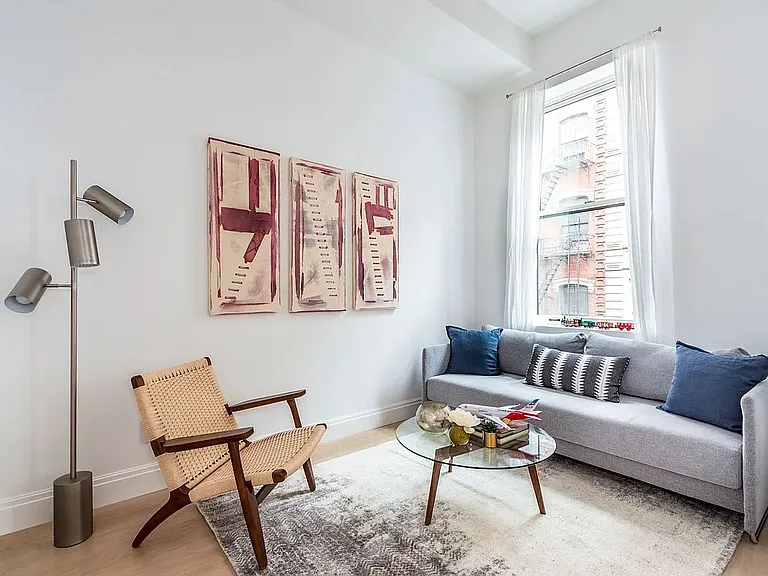 106 Franklin St #4 — Photo 11
