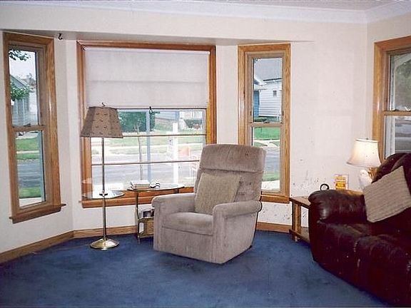 Living Rm