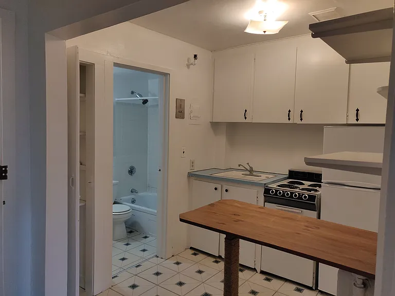 473 Beacon St #7 — Photo 4
