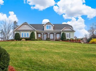 108 Mountain Ridge Ct, King, NC 27021