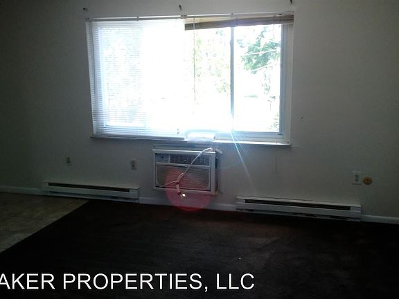 2nd image of 153 N Dixie Dr APT 03