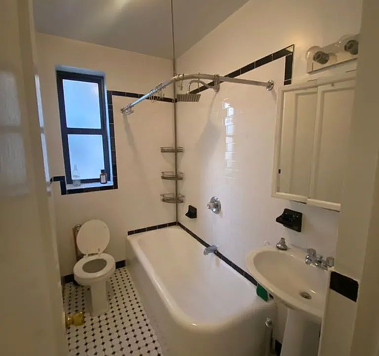 2nd image of 103-10 Qns Blvd #5B