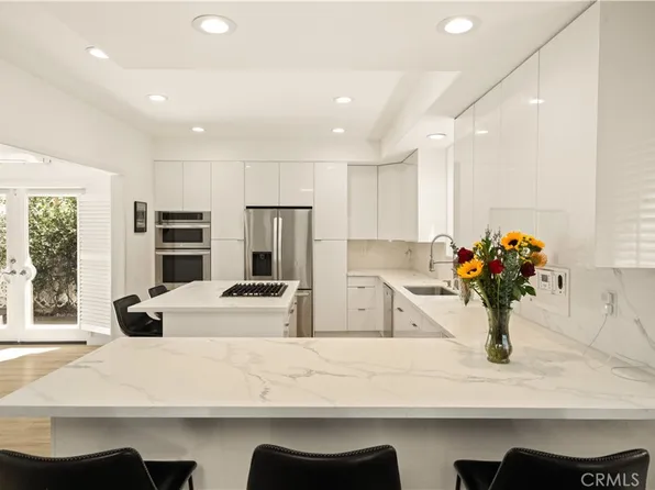 2406 Huntington Ln #B, Redondo Beach, CA 90278