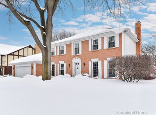 2S471 White Birch Ln, Wheaton, IL 60189