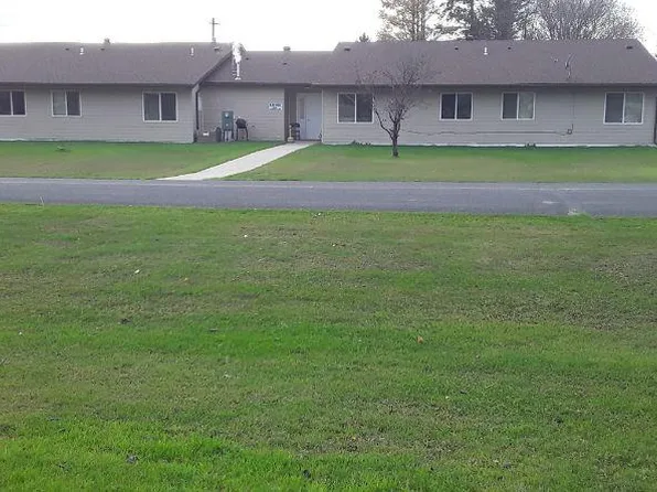 318 S Liberty Ave #3, Grygla, MN 56727