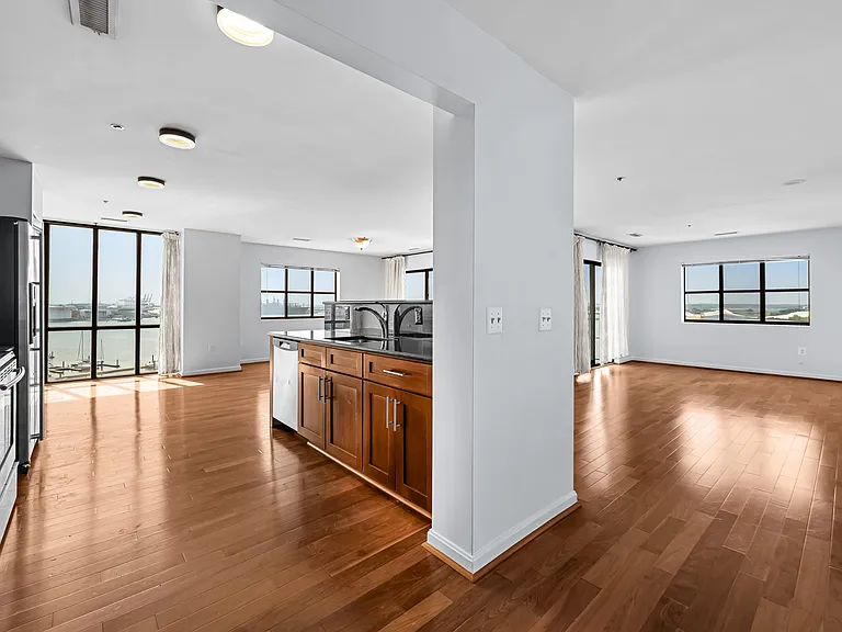 2702 Lighthouse Point E #738 — Photo 9