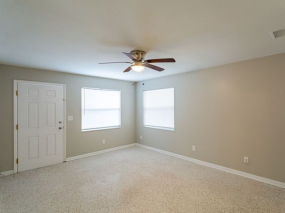 5th image of 1332 Tioga Ave