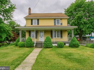 935 N Forge Rd, Palmyra, PA 17078