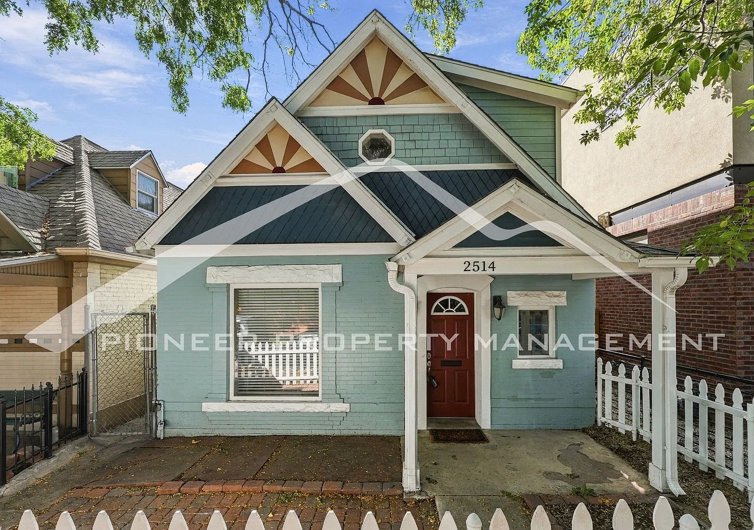 Gorgeous Home with Washer/Dryer and Covered Parking — Photo 1