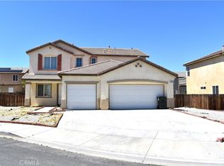 14530 Hummingbird Rd, Victorville, CA 92394