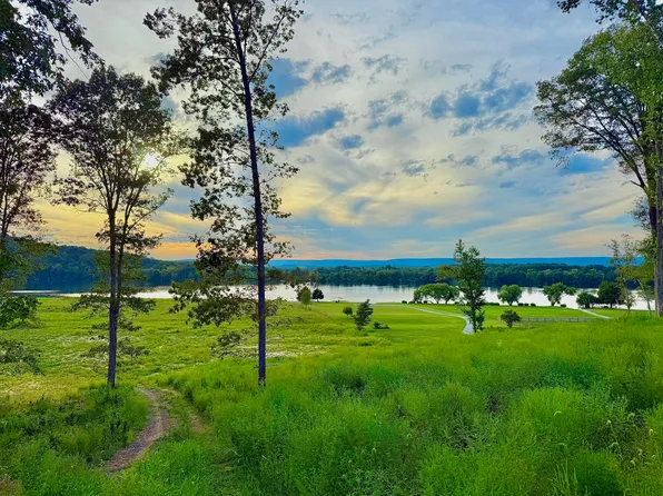 1276 Holly Glen Ln, Decatur, TN 37322