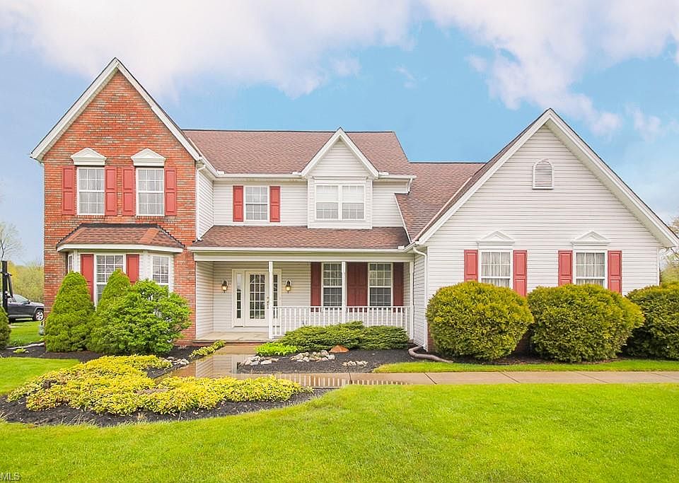 1st image of 1029 Orchard Ln