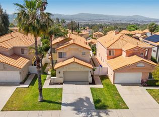 29335 Crest View Ln, Highland, CA 92346