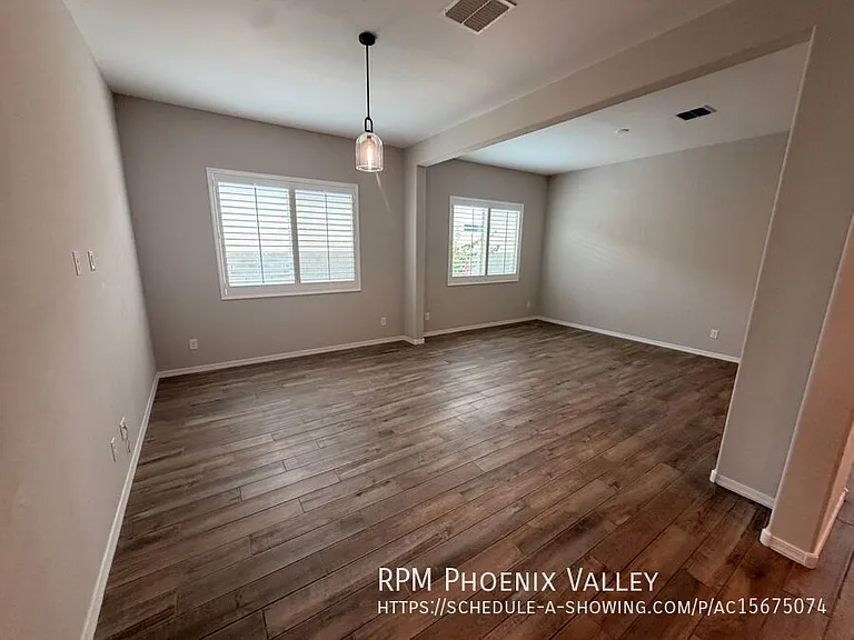 5151 N 181st Dr — Photo 11
