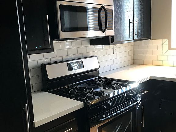 2nd image of 4640 Bancroft St APT 1
