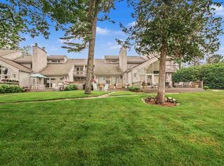 1011 Beach Rd, Harbor Springs, MI 49740