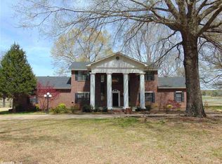 608 Racetrack Rd, Benton, AR 72019